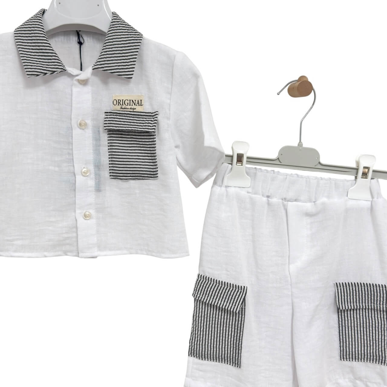 Neugeborenen-Outfit aus Baumwolle