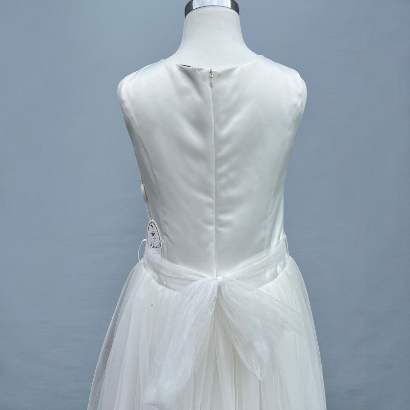 Elegantes Kleid für kleine Mädchen