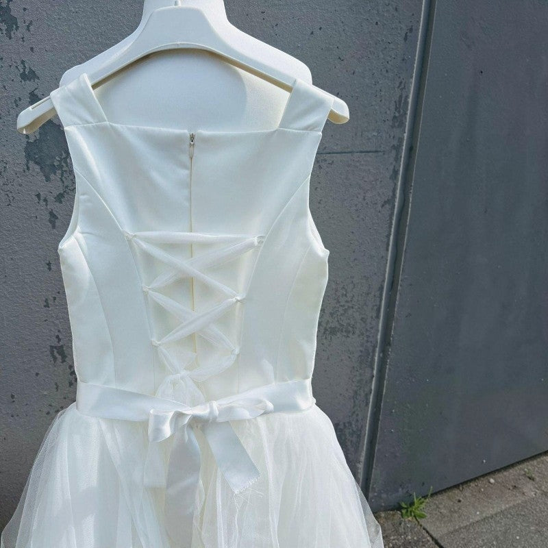 Elegantes Kleid für Mädchen