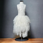 Elegantes Kleid für kleine Mädchen