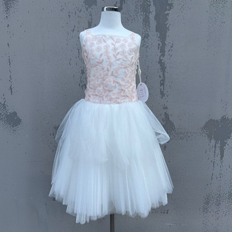 Elegantes Kleid für Mädchen