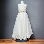 Elegantes Kleid für kleine Mädchen