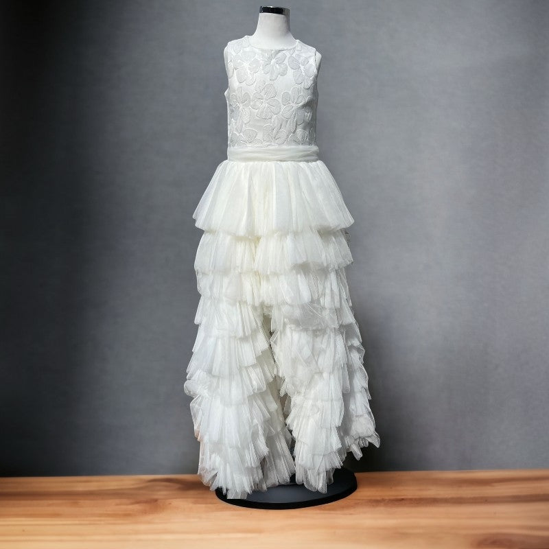Elegantes Kleid für kleine Mädchen
