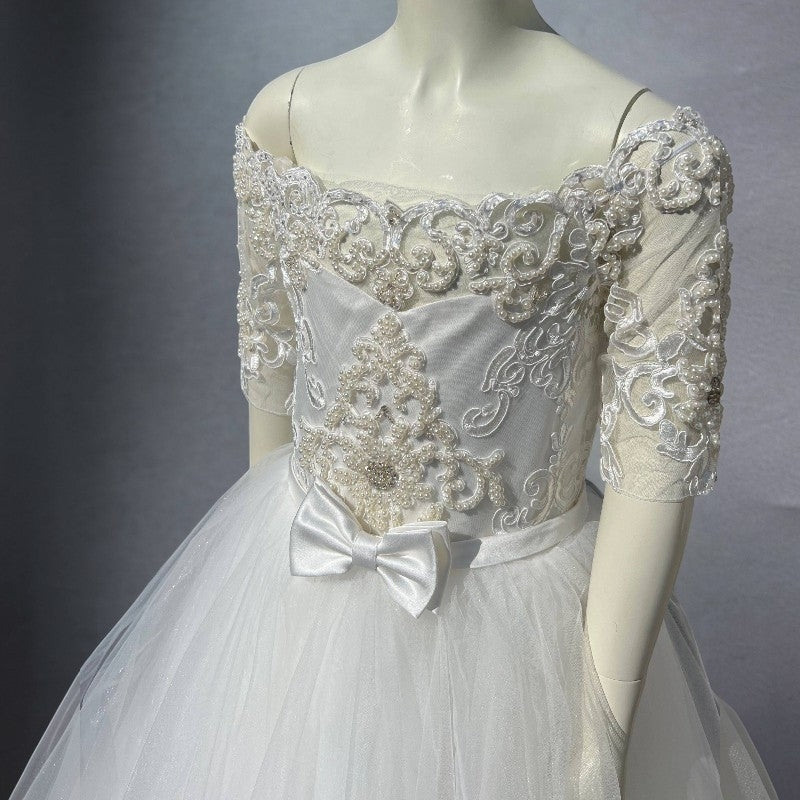 Elegantes Brautkleid für Mädchen