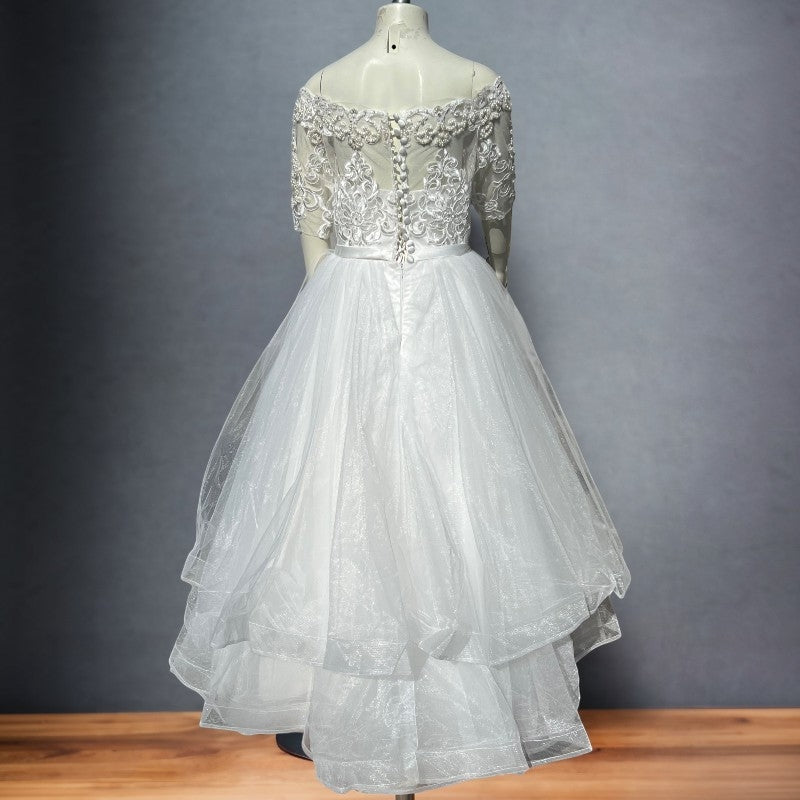 Elegantes Brautkleid für Mädchen