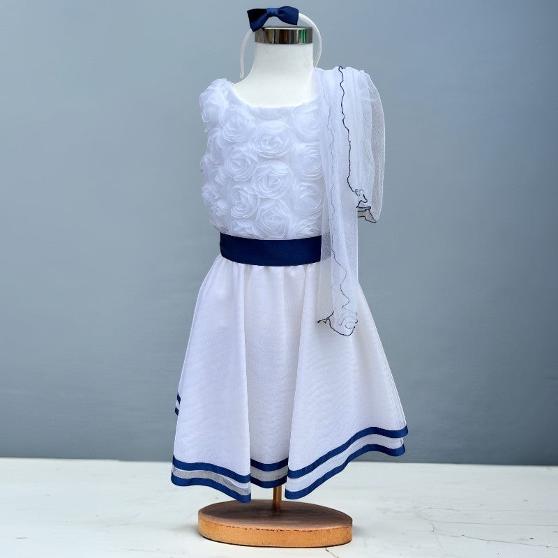 Elegantes Kleid für kleine Mädchen