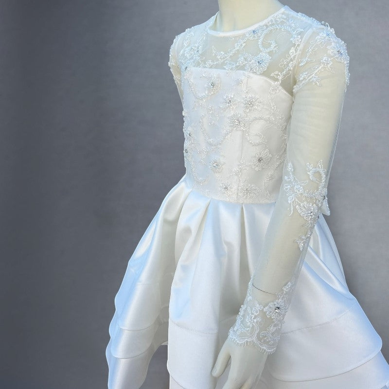 Elegantes Kleid für kleine Mädchen