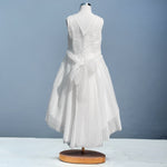Elegantes Kleid für kleine Mädchen