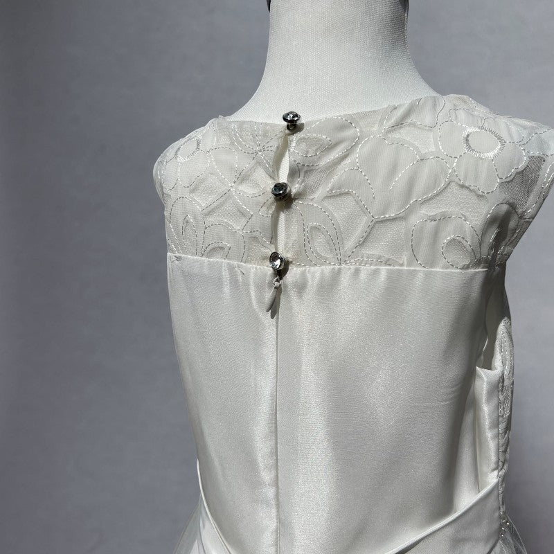 Elegantes Kleid für kleine Mädchen