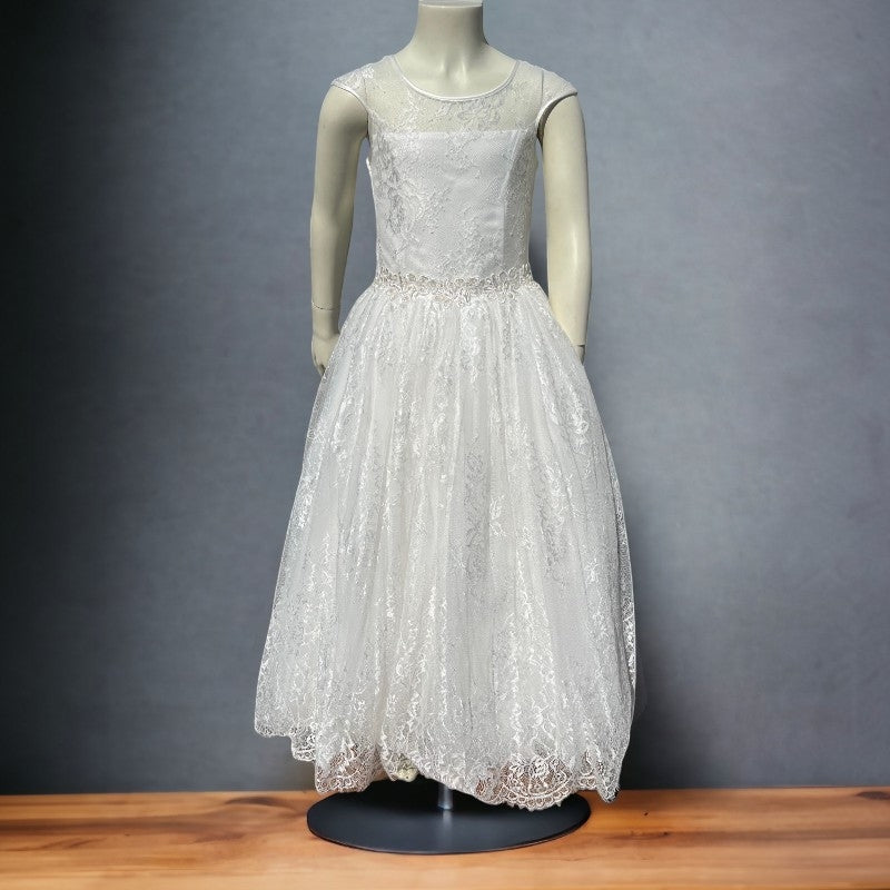 Elegantes Kleid für kleine Mädchen