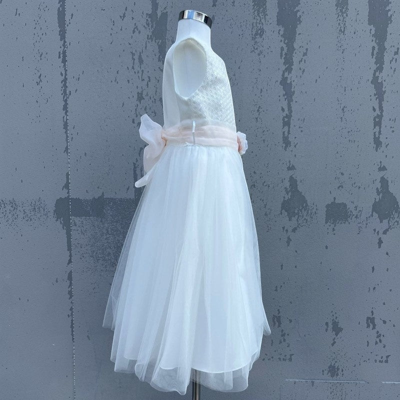 Elegantes Kleid für Mädchen