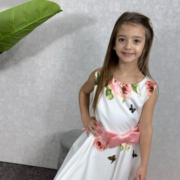 Elegantes Kleid für kleine Mädchen