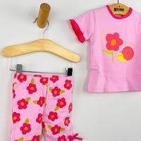 Pastellfarbenes Baby-Mädchen-Outfit